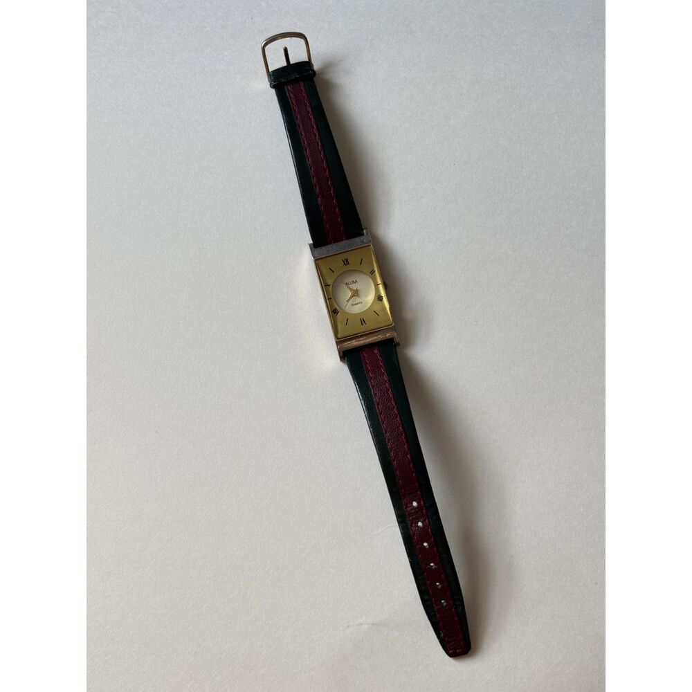 Vintage 70s Acura Quartz Domed Men's Wristwatch WORKS